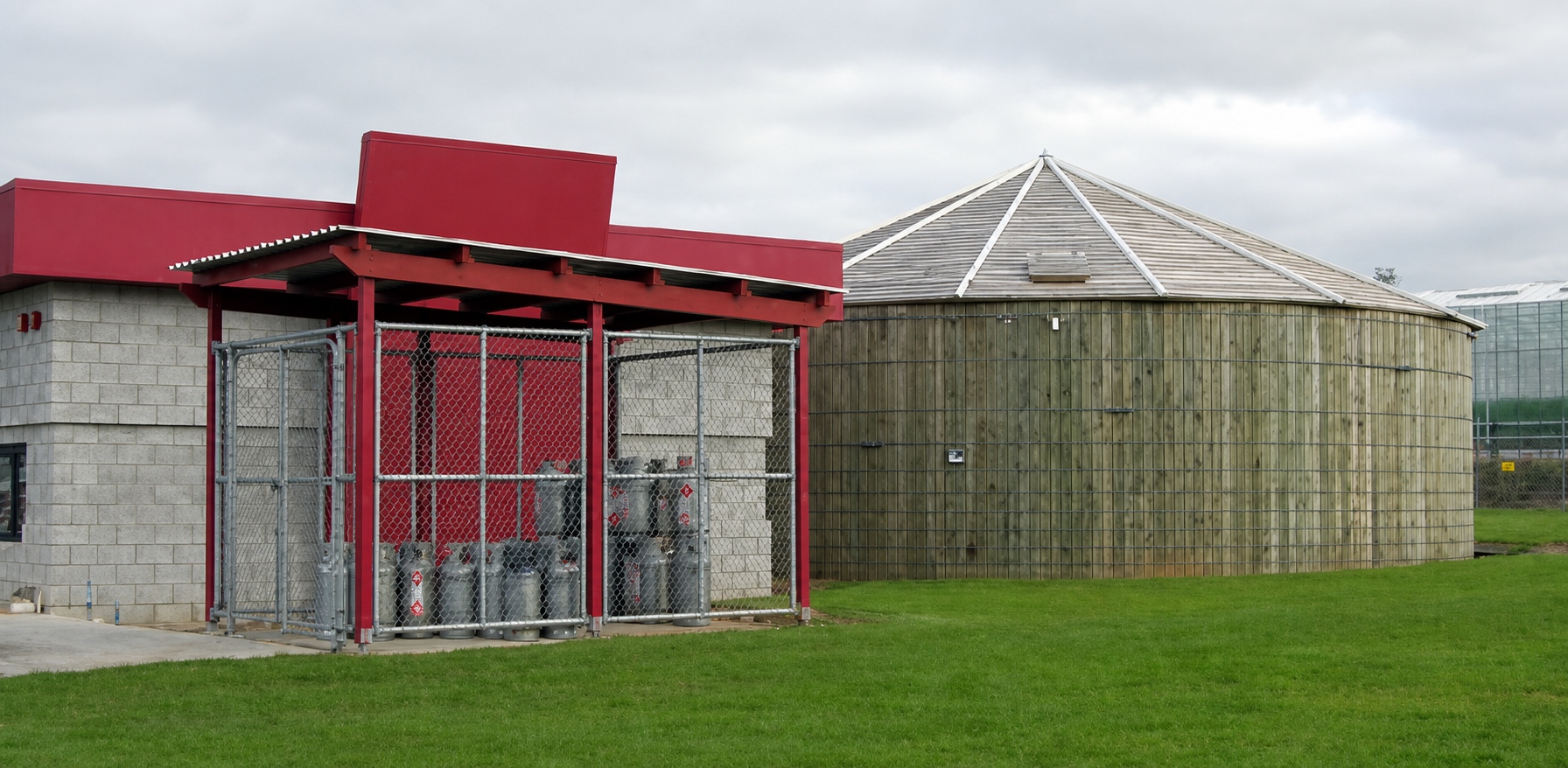 Timbertank firefighting water storage installation